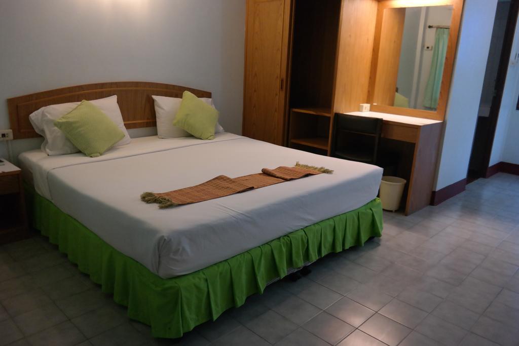 Dragon Boutique Apartment Pattaya Extérieur photo